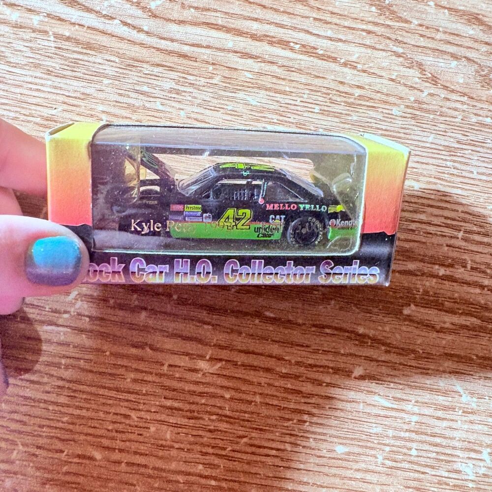 1992 Racing Champions Kyle Petty #42 Mello Yellow Grand Prix Diecast Car #2